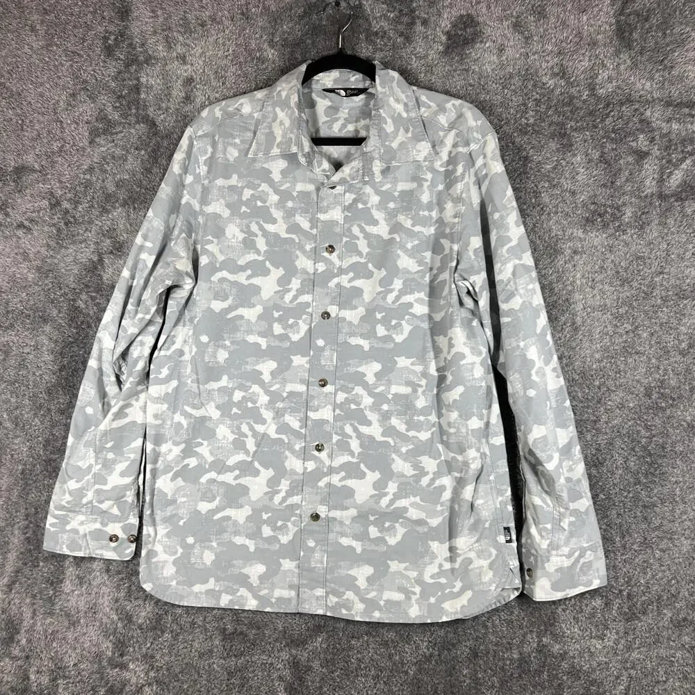 The North Face Shirt Mens Large Gray Camouflage Button Up Long Sleeve